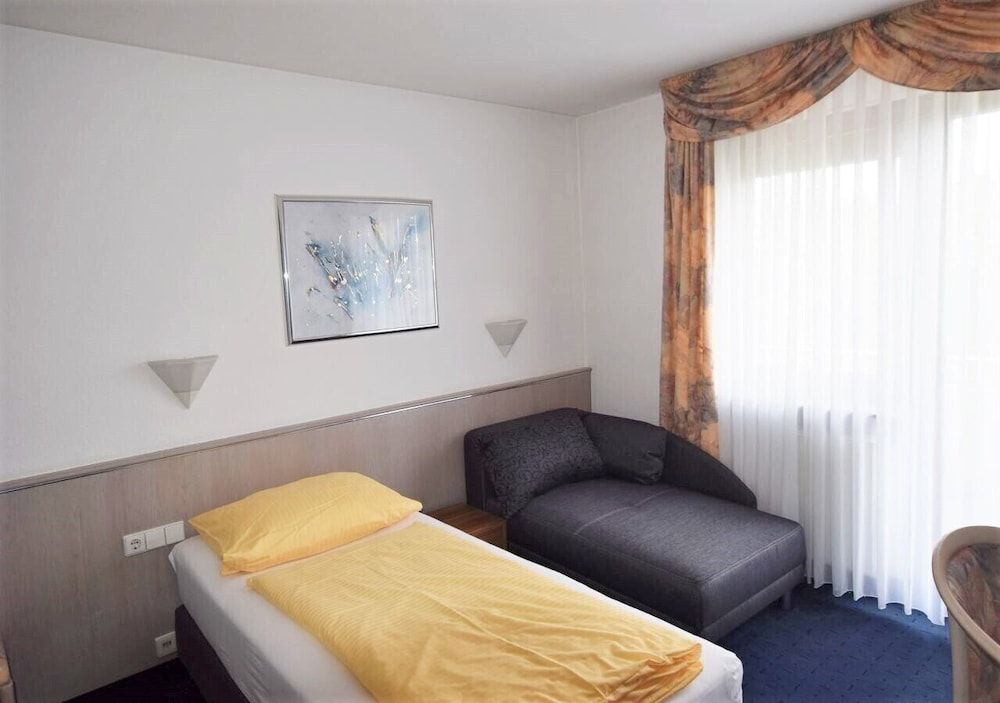 Hotel Alena Single Room (205)