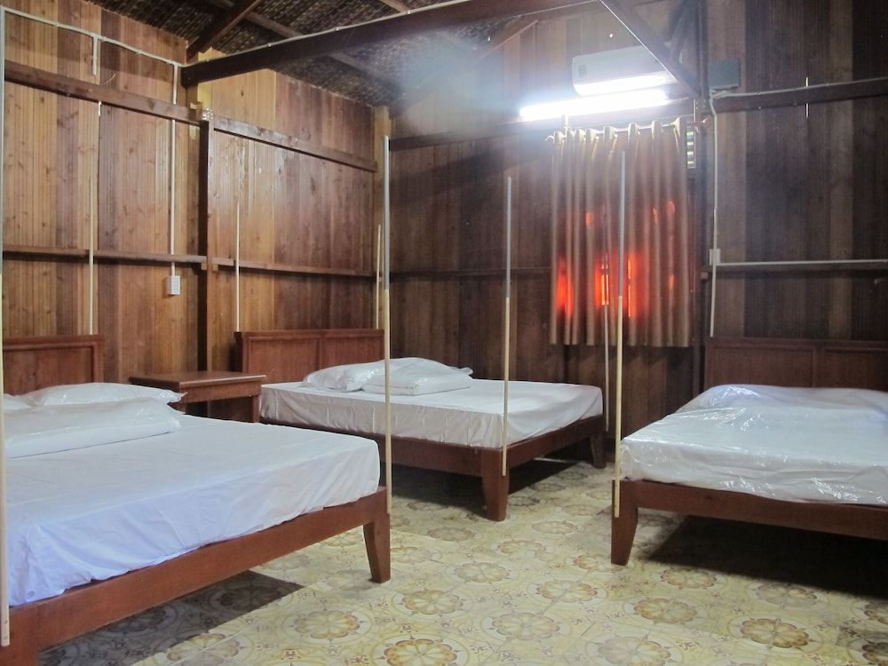 Basic Triple Room