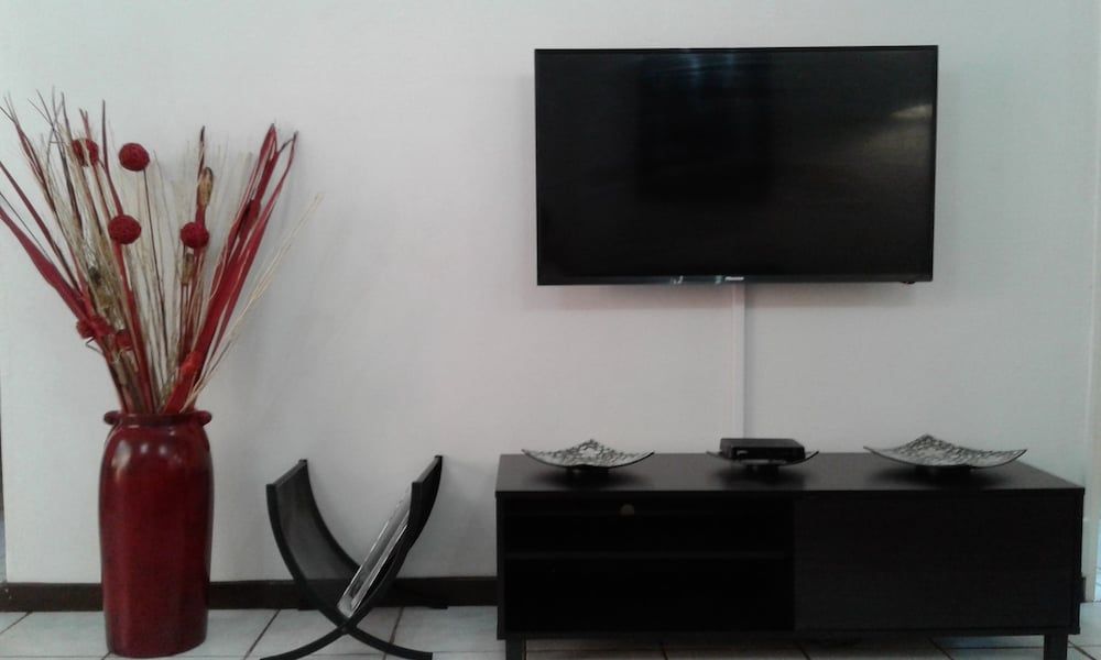 Protea Park Self Catering Standard Apartment, 2 Bedrooms 3