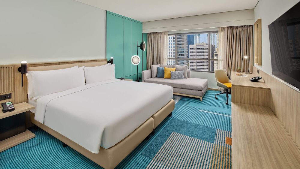 undefined Holiday Inn & Suites Makati by IHG 2