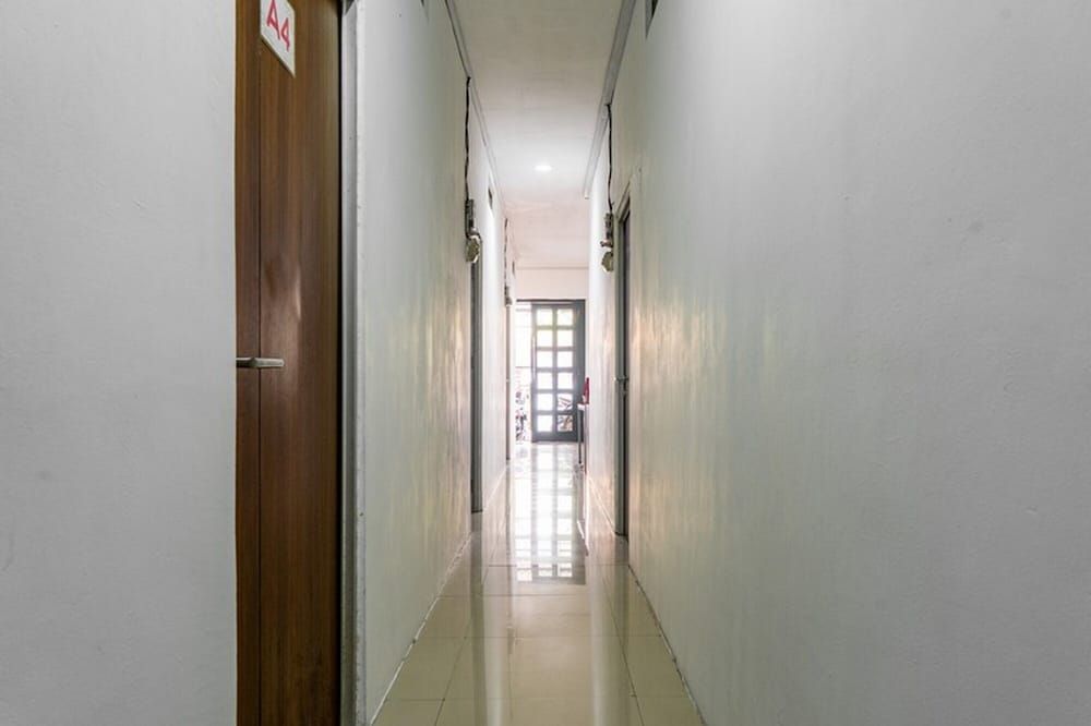 undefined RedDoorz @ Kebon Kacang 4