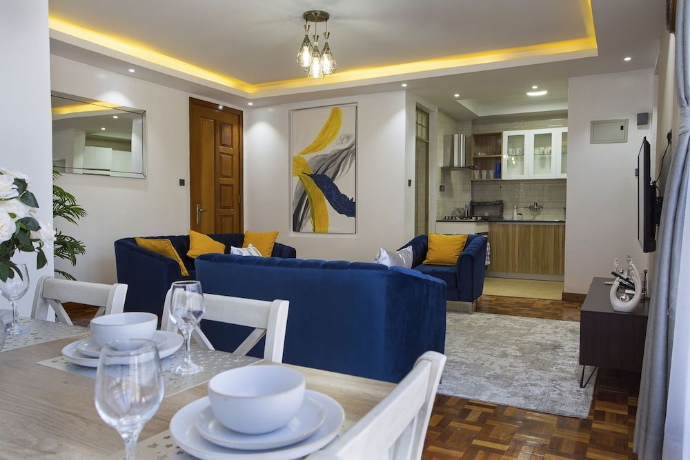 undefined Edmor Premier by Edmor Suites 6