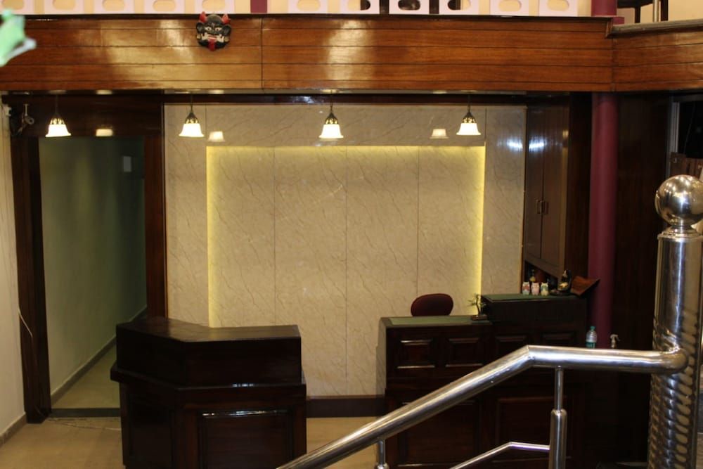 undefined Goroomgo Hidden Chalet Mall Road Nainital 2