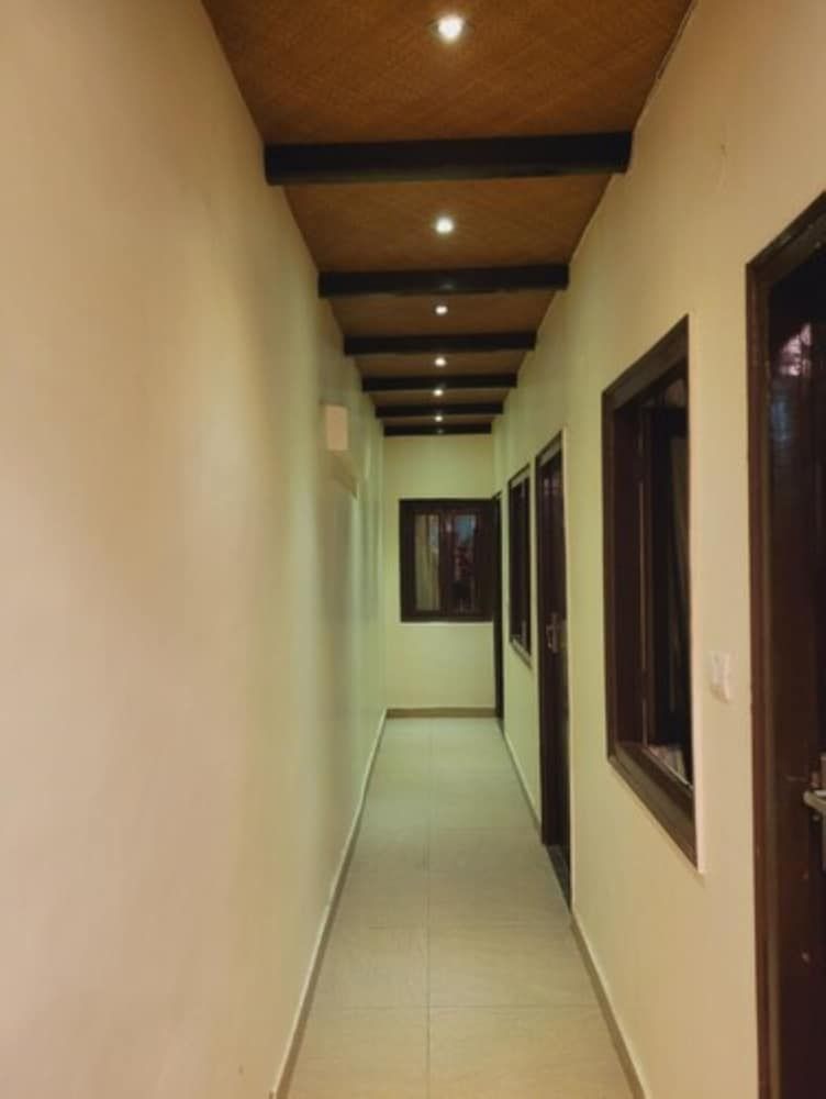 undefined Goroomgo Hidden Chalet Mall Road Nainital 3