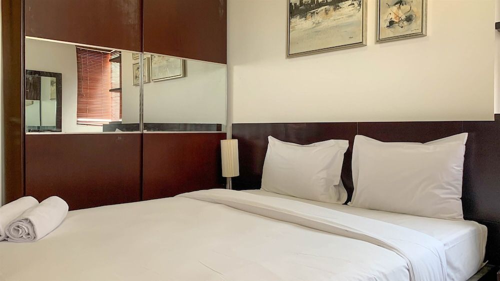 undefined Comfort And Minimalist 2Br At Maple Park Sunter Apartment 5