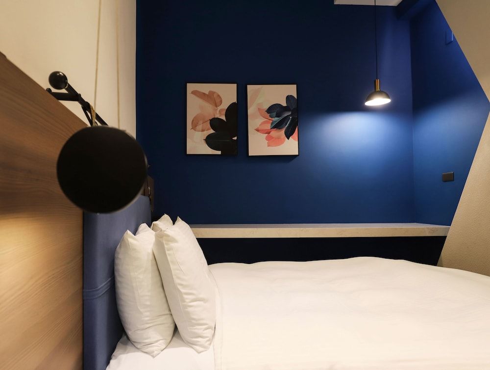 Slow Town Hotel - Konkai Economy Room, 1 Double Bed 6