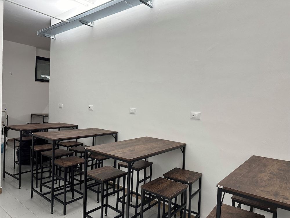 undefined Host Bari centrale - Hostel 6