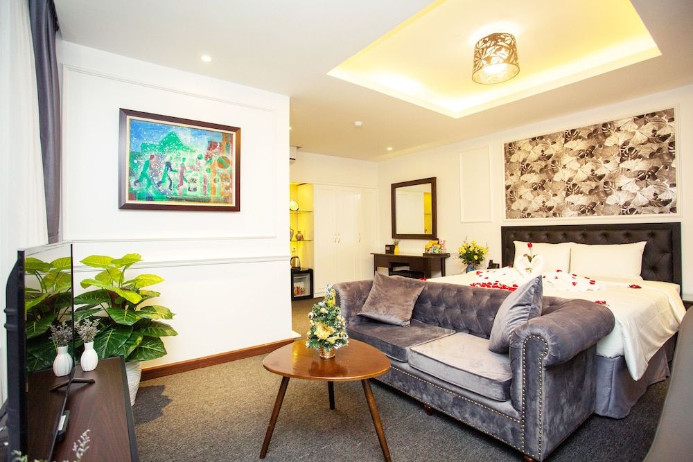 undefined Adeline Hotel 3