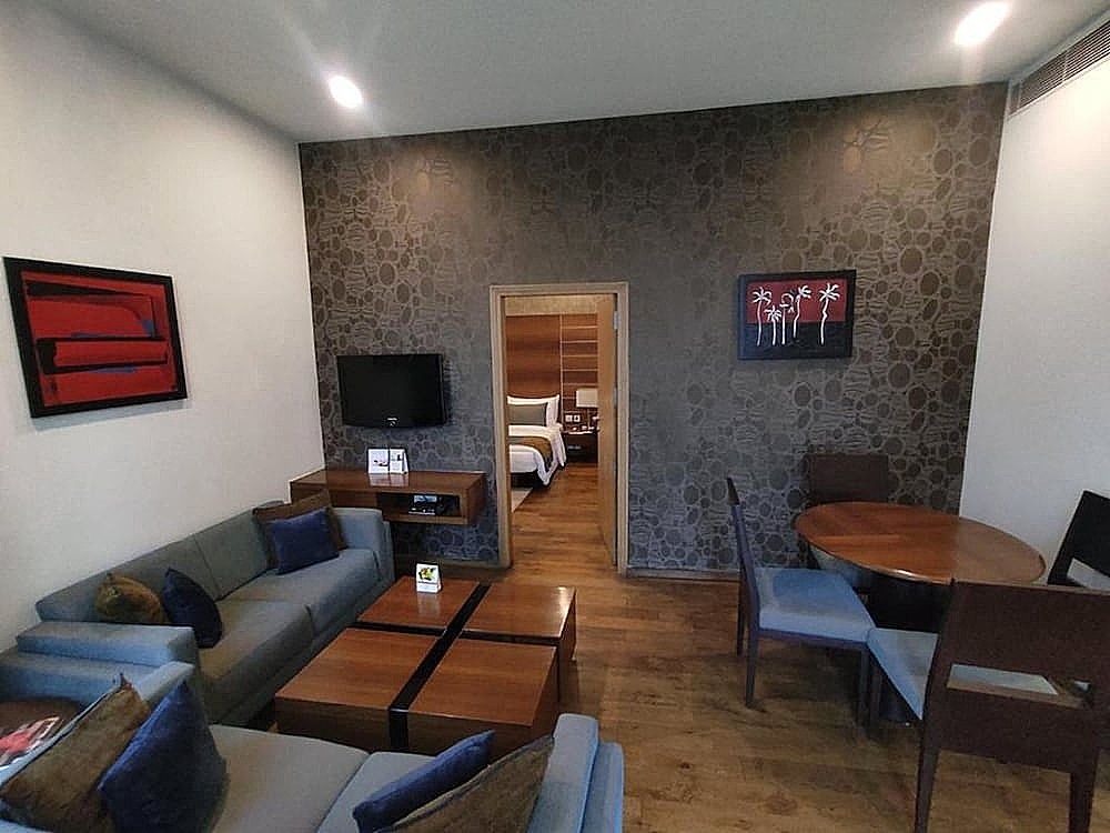 Fortune Select Global Gurgaon Suite, 1 King Bed, City View, Tower (Tower Suite) 7