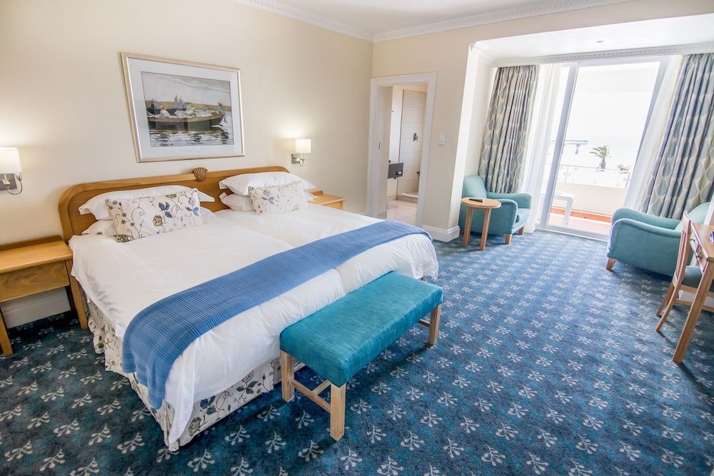 The Beach Hotel Front Sea-Facing Twin 2