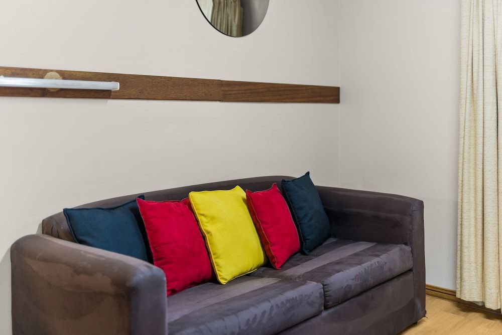 Castlereagh Motor Inn Two Bedroom Unit 16