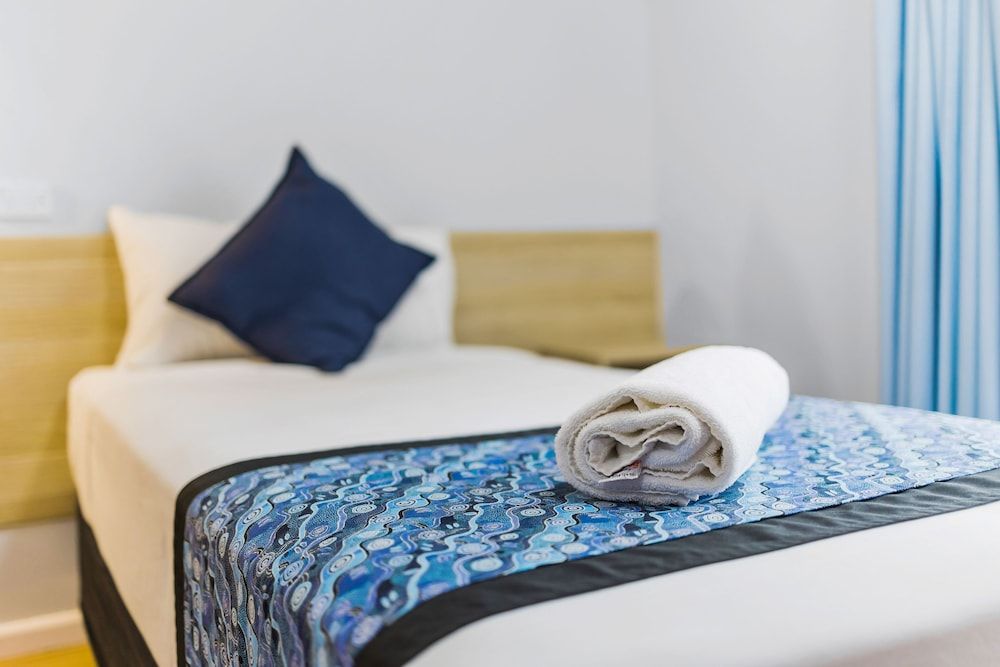 Castlereagh Motor Inn Twin Room 4