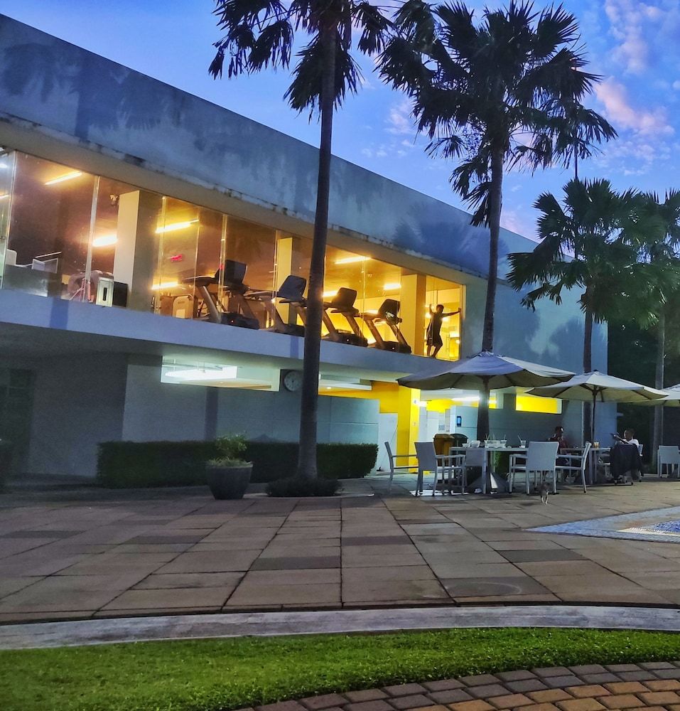 undefined Hariss Inn Bandara 4