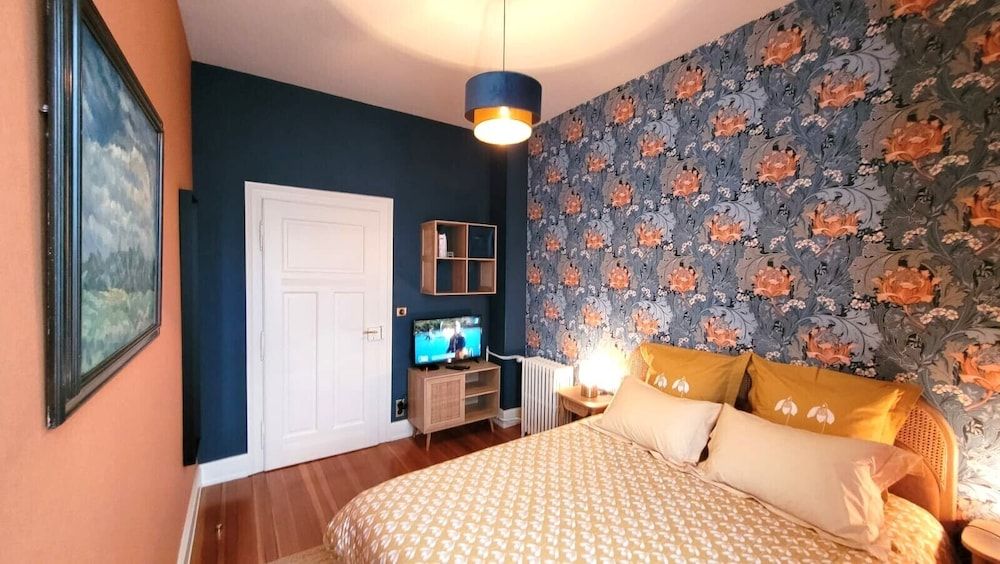 Le Jardin des Roses Classic Apartment (Victorine)