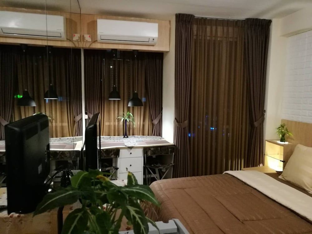 undefined Pleasant Tifolia Studio Cozy Room In Kelapa Gading