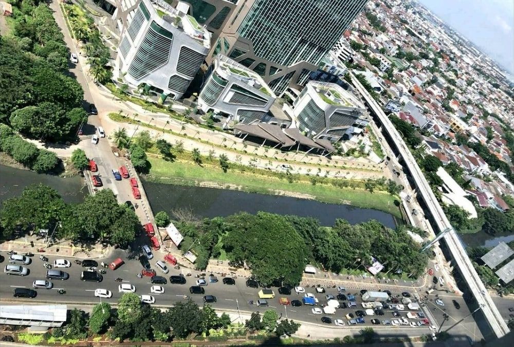 undefined Pleasant Tifolia Studio Cozy Room In Kelapa Gading 3