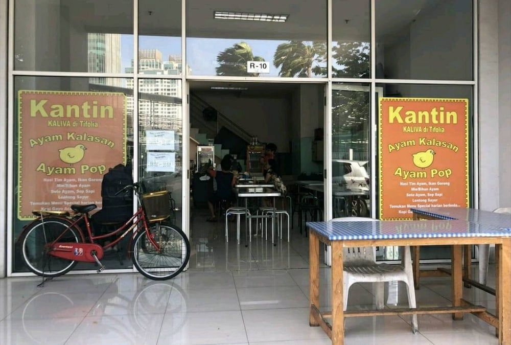 undefined Pleasant Tifolia Studio Cozy Room In Kelapa Gading 7