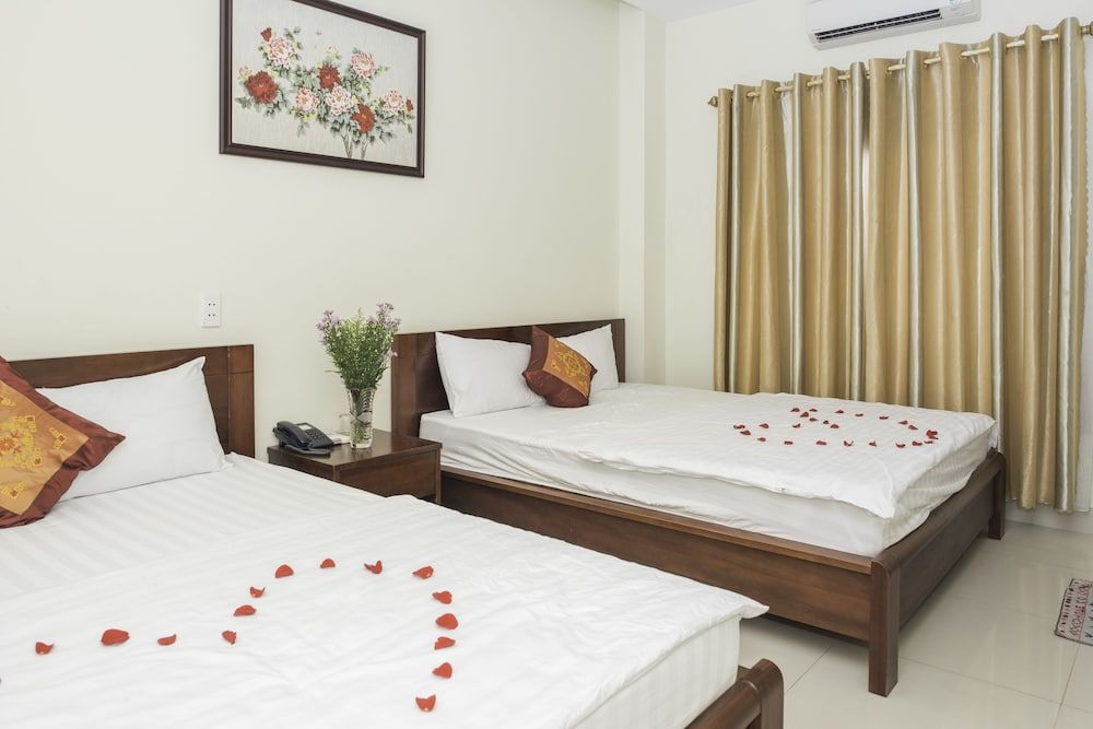 undefined Smile Hotel 6