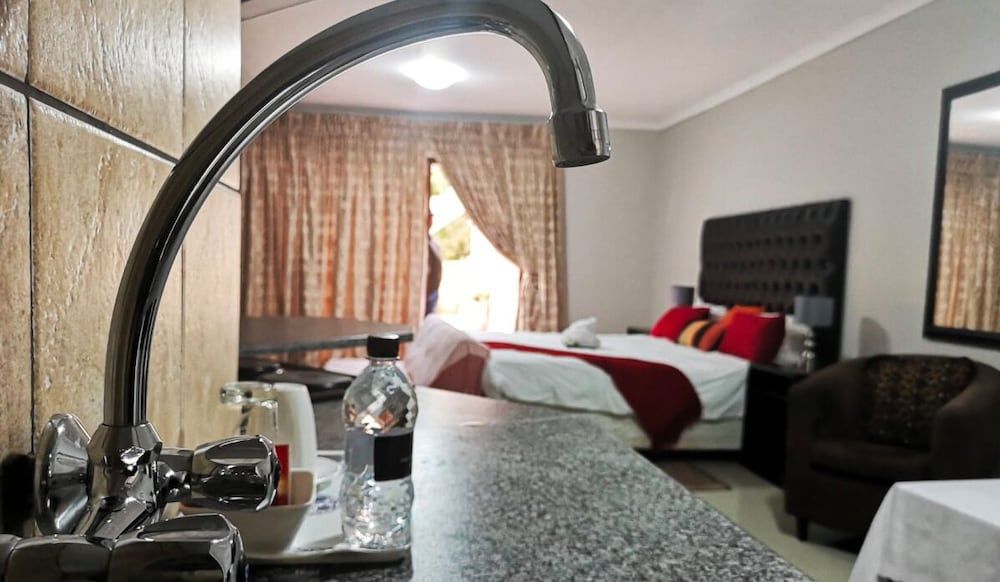 The Catwalk Lodge Self Catering Standard 3