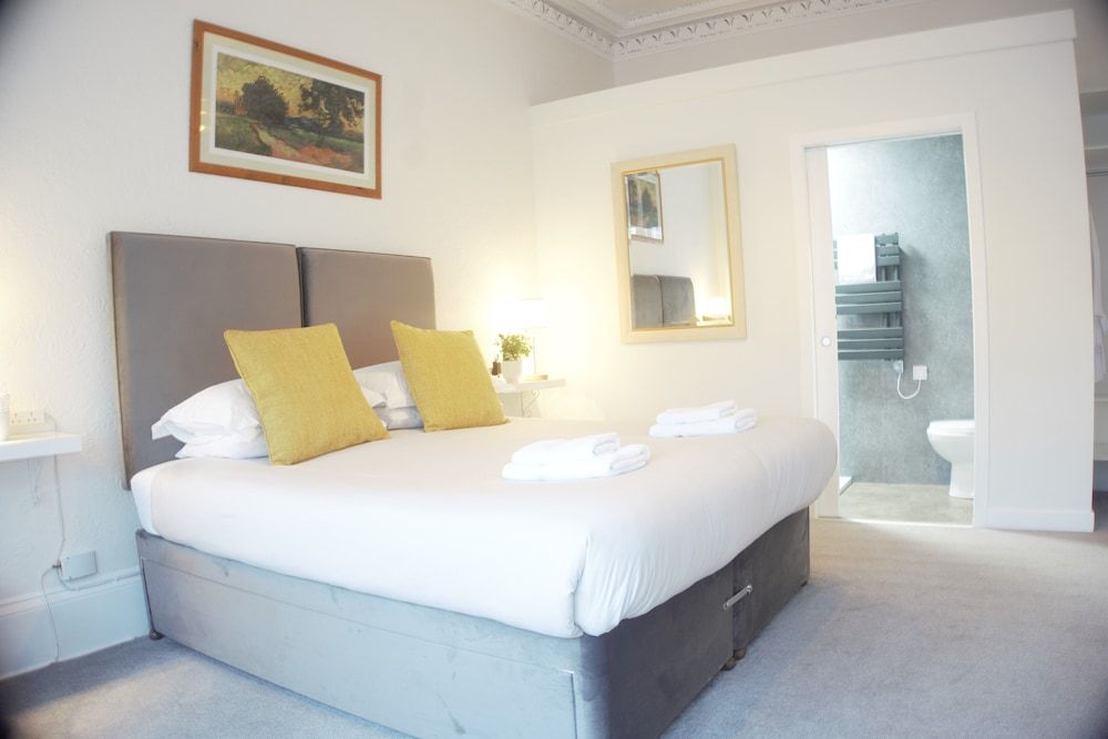 Barns Serviced Accommodation Superior Double Room, Ensuite 2
