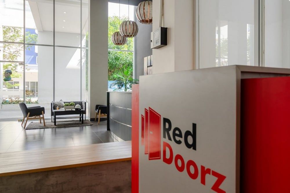 undefined RedDoorz Apartment @ Aeropolis Tangerang 7