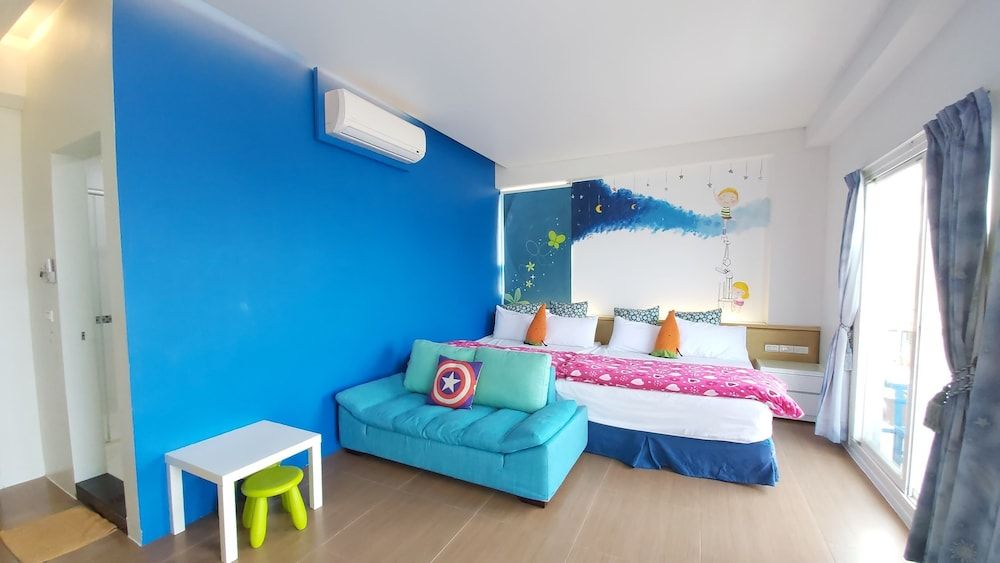 Super Cheap Homestay Comfort Quadruple Room, 2 Double Beds, Non Smoking 3