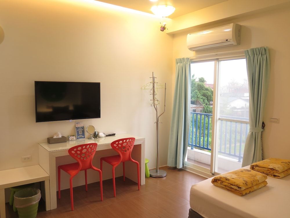 Super Cheap Homestay Superior Quadruple Room, 2 Double Beds, Non Smoking 12