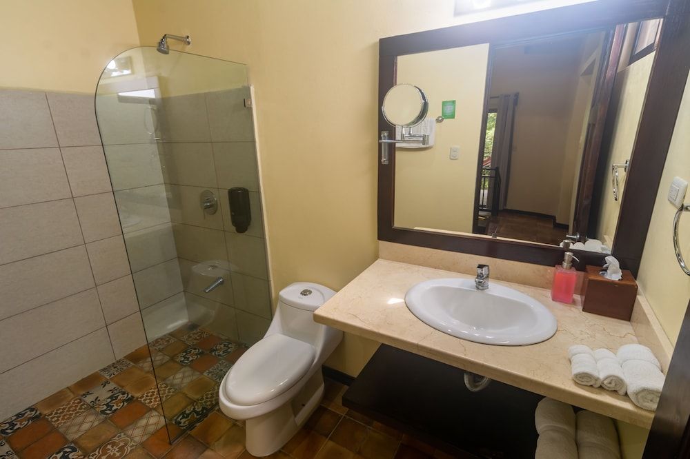 Rinconcito Lodge Junior Suite, 1 King Bed, Mountain View 5