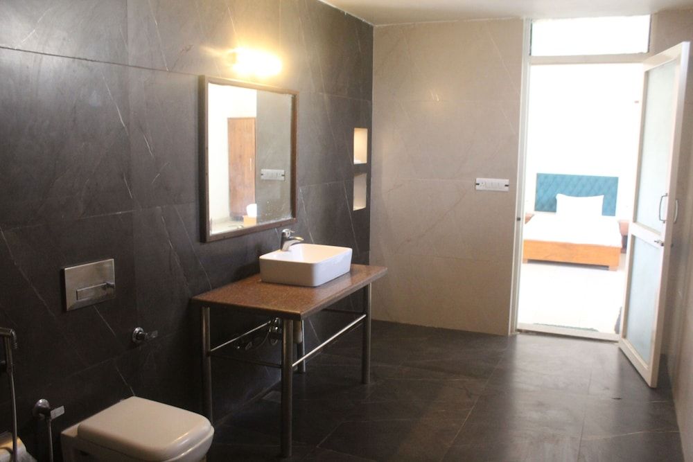 Astroport Sariska Treetop by Eight Continents Signature Cottage 12