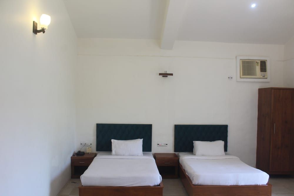Astroport Sariska Treetop by Eight Continents Signature Cottage 8