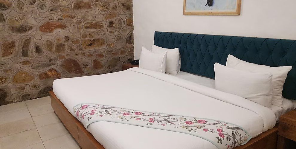 Astroport Sariska Treetop by Eight Continents Signature Cottage 4