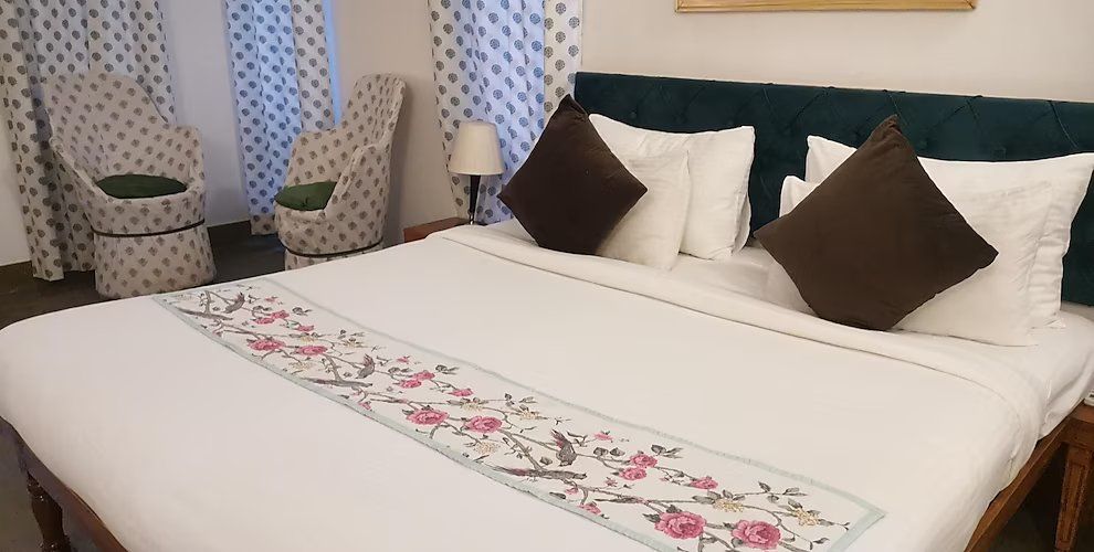 Astroport Sariska Treetop by Eight Continents Signature Cottage 3