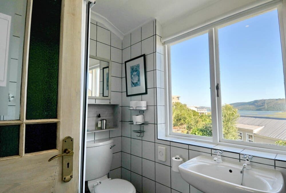 Guadeloupe Self Catering Apartment (The Top Cottage (1)) 5