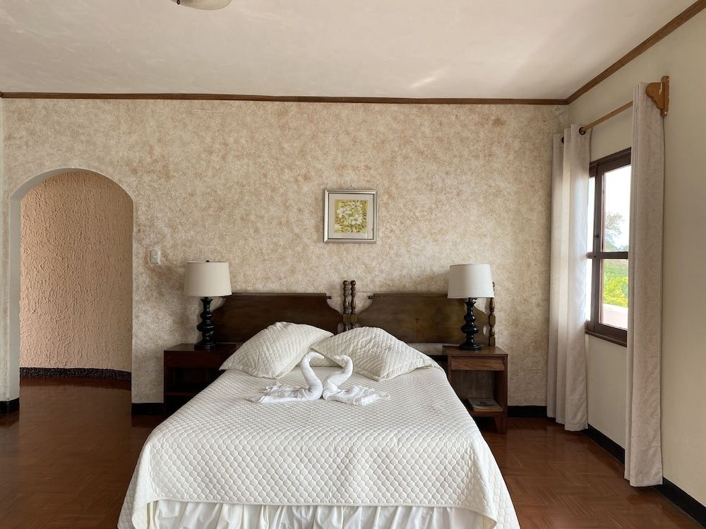 Double Room, 1 Double Bed, Lake View, Lakeside