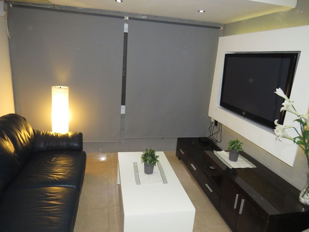 Apartment, 2 Bedrooms, Partial Sea View