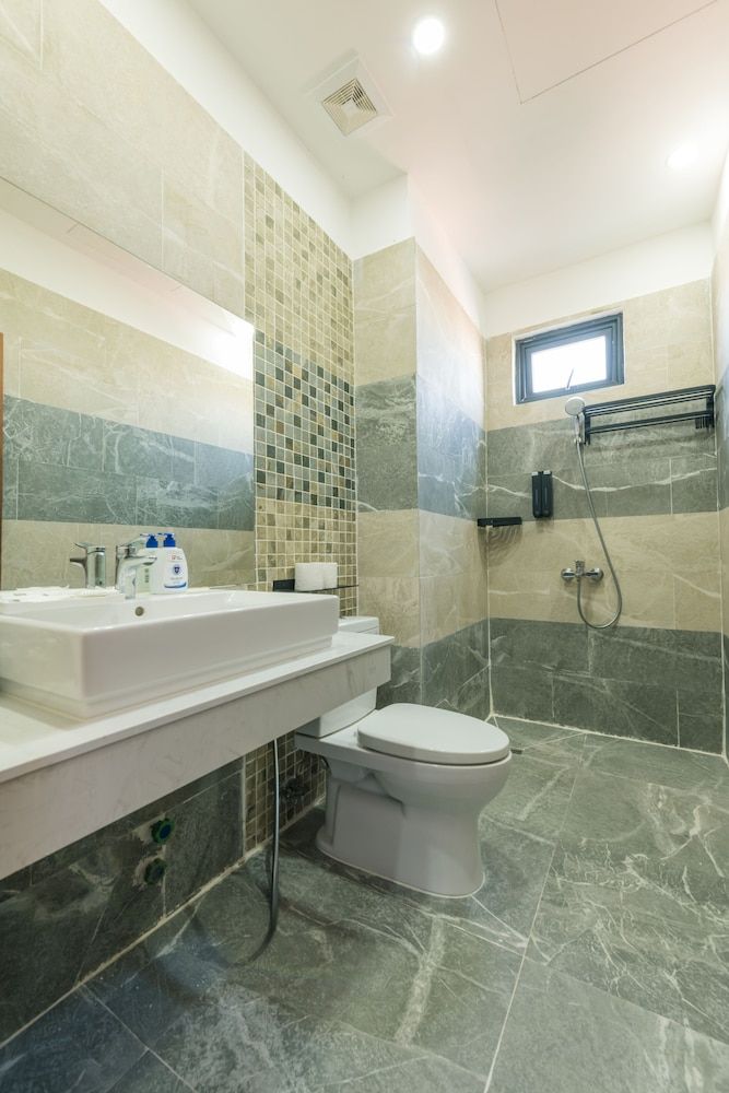 Residence 110 Deluxe Double with window 4