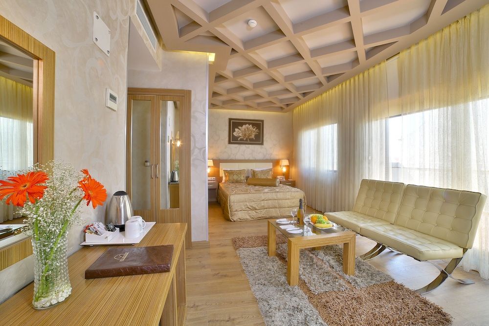 undefined The Time Hotel Old City 2