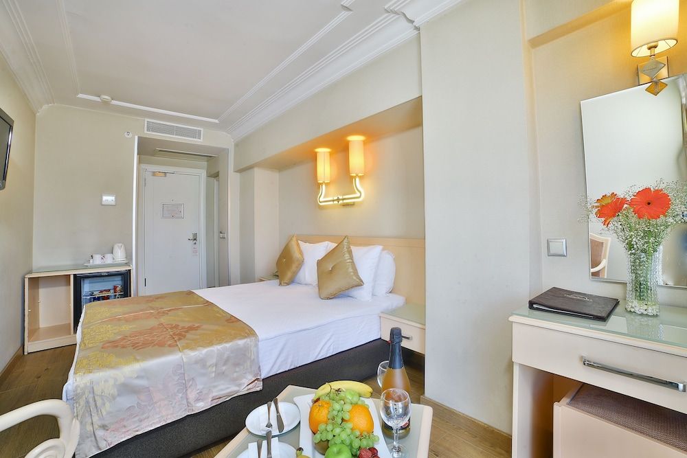 undefined The Time Hotel Old City 9