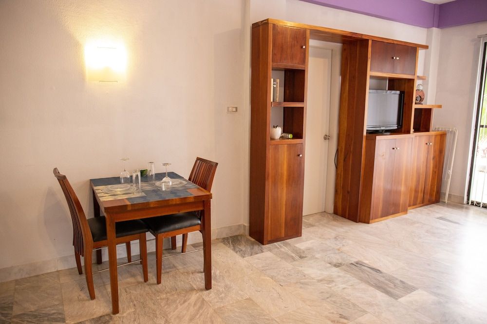 Seaview Hills Luxury Apartments & Rooms Deluxe Apartment 4