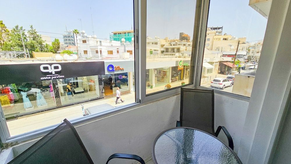 undefined Cheer Up City Apartment