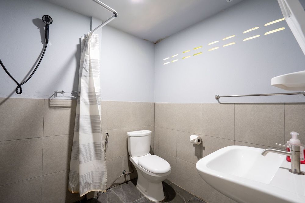 Isara Lanta Superior Bungalow 8