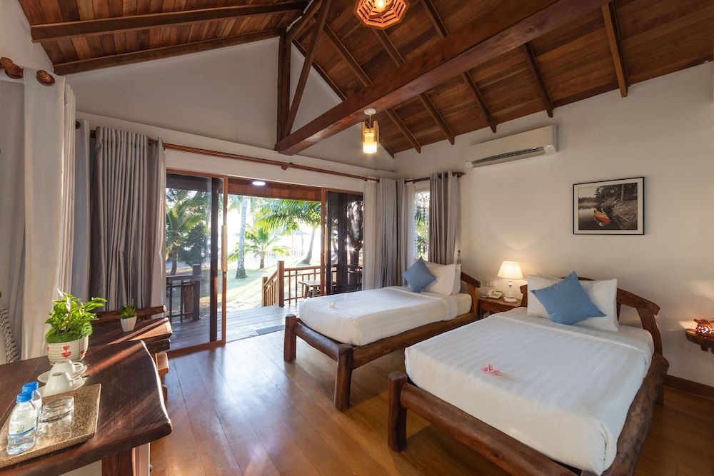 Deluxe Twin Ocean View Bungalow