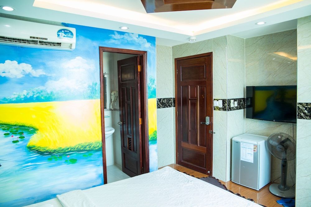 undefined Phuong Linh Hotel 10