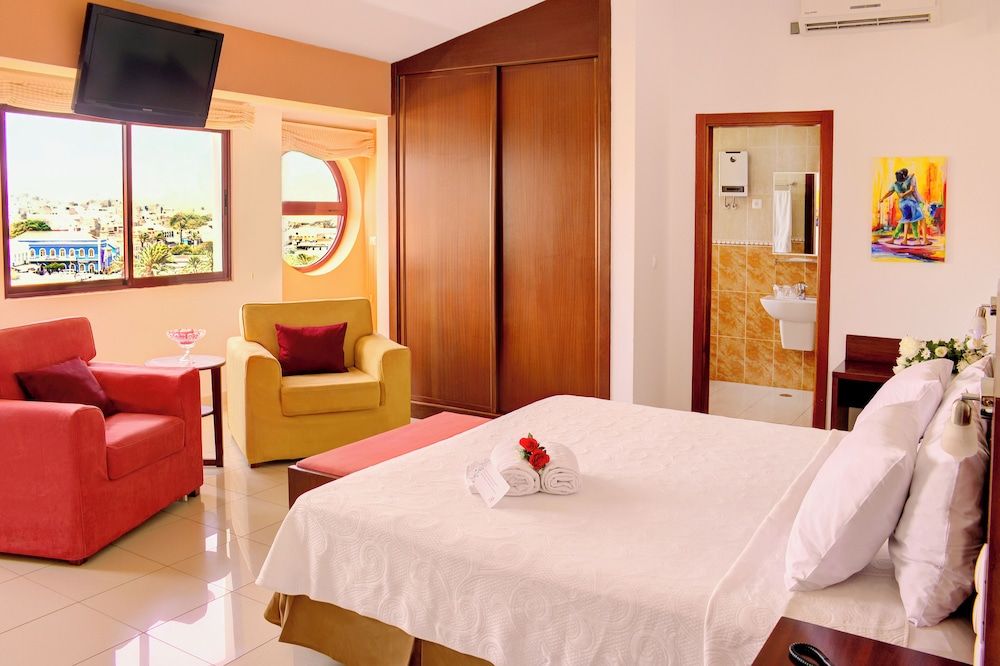 Hotel LIVVO Don Paco Suite, Balcony (Porto Grande Bay View) 6