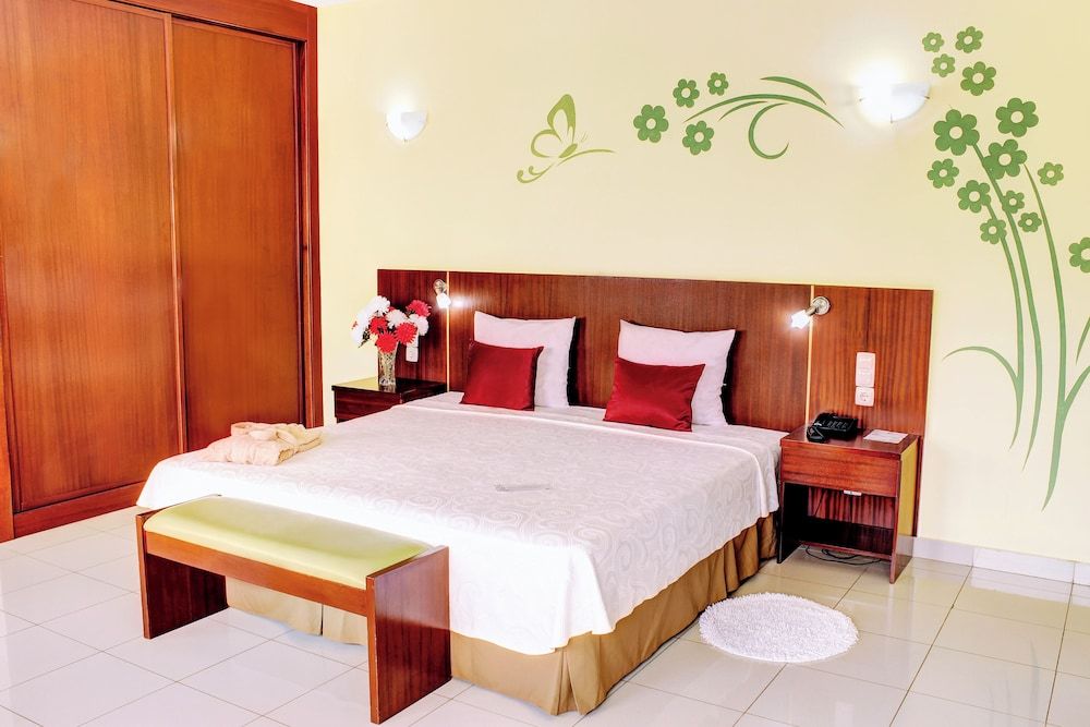 Hotel LIVVO Don Paco Suite, Balcony (Porto Grande Bay View) 3