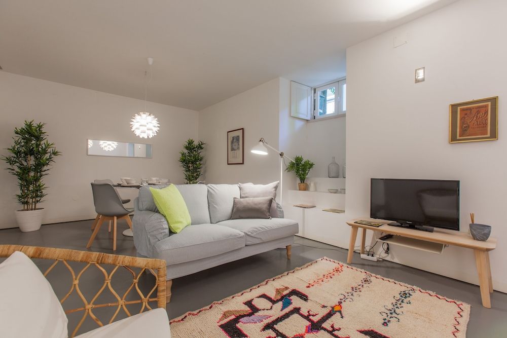 Renovated Apartment w/ Private Courtyard, By TimeCooler Apartment, 2 Bedrooms 21