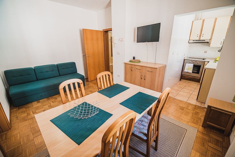 Apartment (One bedroom C)