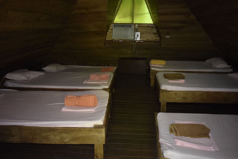 Bungalow, Multiple Beds