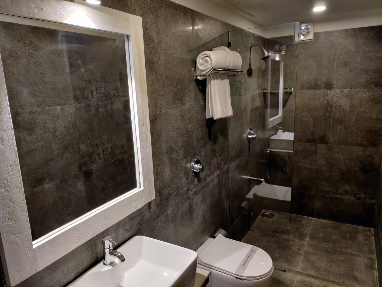 The Bark, An Art Resort Standard Room 5