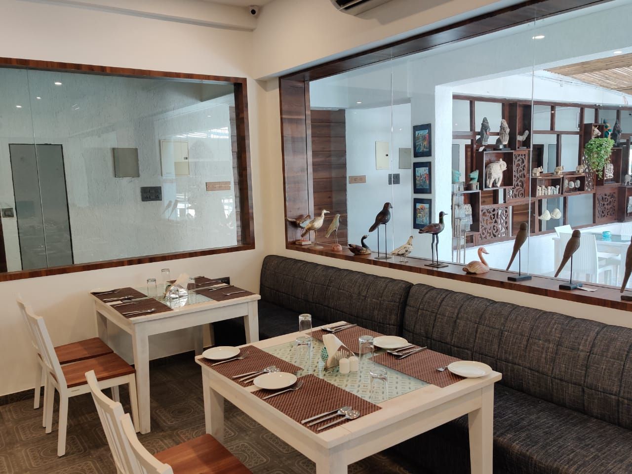 Food & Dining